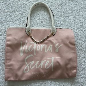 Victoria’s Secret Tote